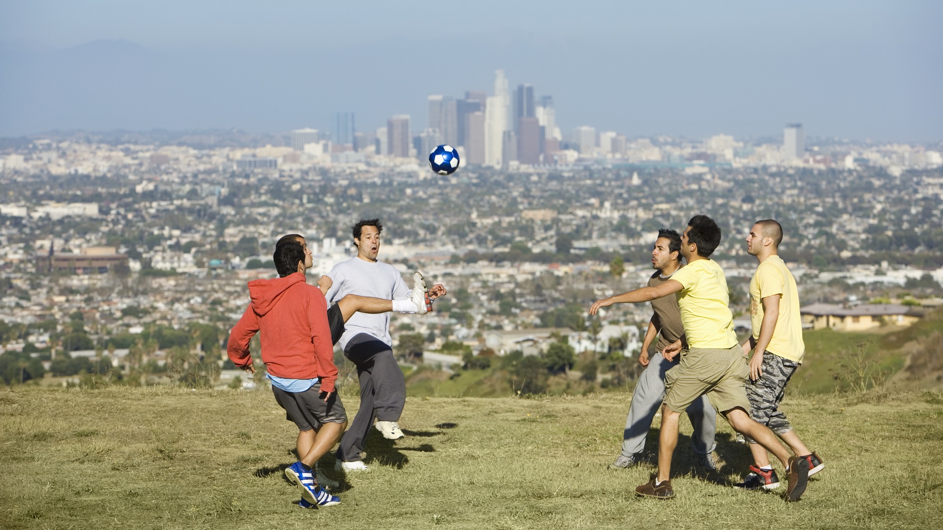 Los Angeles Car Hire for Summer 2026 Football